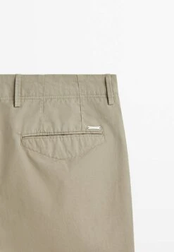 Massimo Dutti Micro-Twill Bermuda- Shorts - Beige -Massimo Dutti Shop 64b828a102524c0b86c19c47e319d110