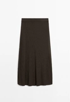 Massimo Dutti LONG RIBBED KNIT - Maxi Skirt - Brown -Massimo Dutti Shop 64f4bad45b2448dabff4dd54da8727e5