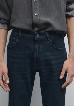 Massimo Dutti LIGHTWEIGHT SLIM FIT - Slim Fit Jeans - Blue 14 Massimo Dutti LIGHTWEIGHT SLIM FIT - Slim Fit Jeans - Blue -Massimo Dutti Shop 6553039c36ec484181fff346938eefb2