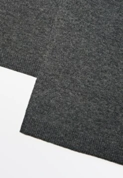 Massimo Dutti FINE - Scarf - Grey -Massimo Dutti Shop 659ff89569e74ce88687b0df4be33735