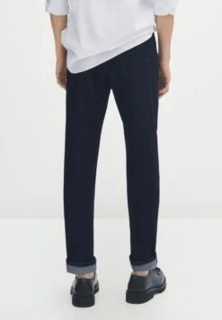 Massimo Dutti Rinse Wash Co-Ordinated - Jeans Tapered Fit - Blue 15 Massimo Dutti Rinse Wash Co-Ordinated - Jeans Tapered Fit - Blue -Massimo Dutti Shop 65bc23cac9694132a579ae6750ddf874