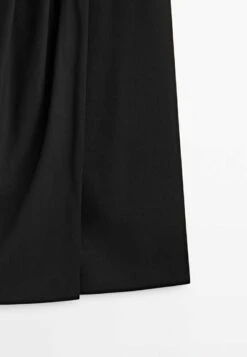 Massimo Dutti Blend Tailored With Darts - Maxi Skirt 21 Massimo Dutti Blend Tailored With Darts - Maxi Skirt -Massimo Dutti Shop 6628ae78c1fa473ab368085e3bc41e77