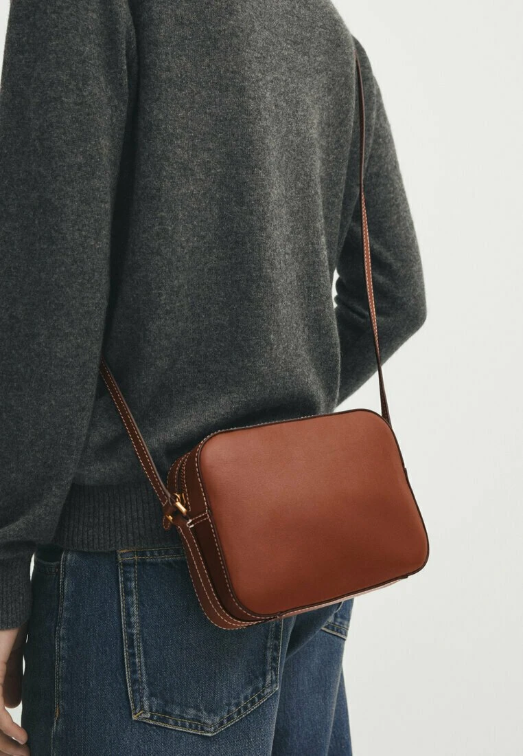 Front Page -Massimo Dutti Shop 66b3d3b0b7f54fdca55d4b7c4acf8c15