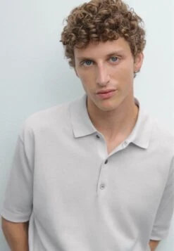 Massimo Dutti SHORT SLEEVE POLO COLLAR - Polo Shirt - Light Grey -Massimo Dutti Shop 672ad55a1b804a019354b3c0f4ddc28f