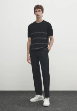 Massimo Dutti Stripe Textured - Print T-Shirt - Black 15 Massimo Dutti Stripe Textured - Print T-Shirt - Black -Massimo Dutti Shop 685f746710904aaa893a41f548f7ded4