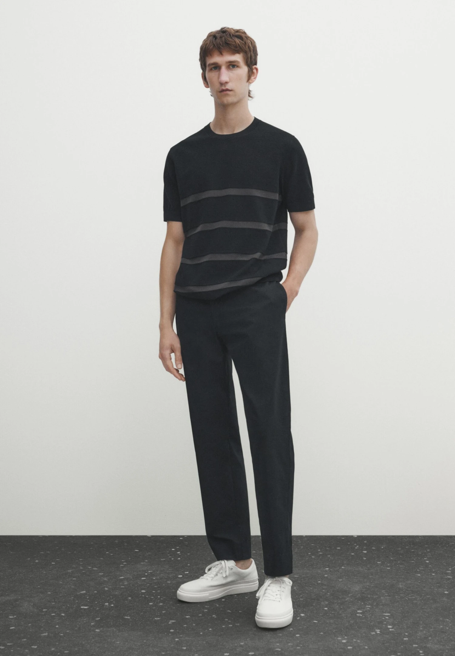 Massimo Dutti Stripe Textured - Print T-Shirt - Black 6 Massimo Dutti Stripe Textured - Print T-Shirt - Black - Image 4