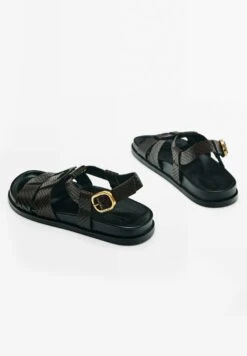 Massimo Dutti With Wide Straps - Sandals - Brown -Massimo Dutti Shop 699b710589d545d5afde0166d9cf1f0f