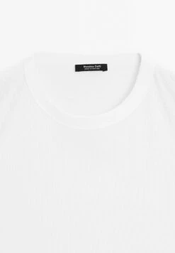 Massimo Dutti BOXY FIT WITH CREW NECK - Basic T-shirt - White -Massimo Dutti Shop 69cadd899b984c23af14b37236f91e21