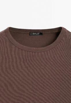 Massimo Dutti OVERSIZE HEAVY WEIGHT - Basic T-shirt - Dark Brown -Massimo Dutti Shop 6a30ae537f92457b84f6d9e2afb5e787