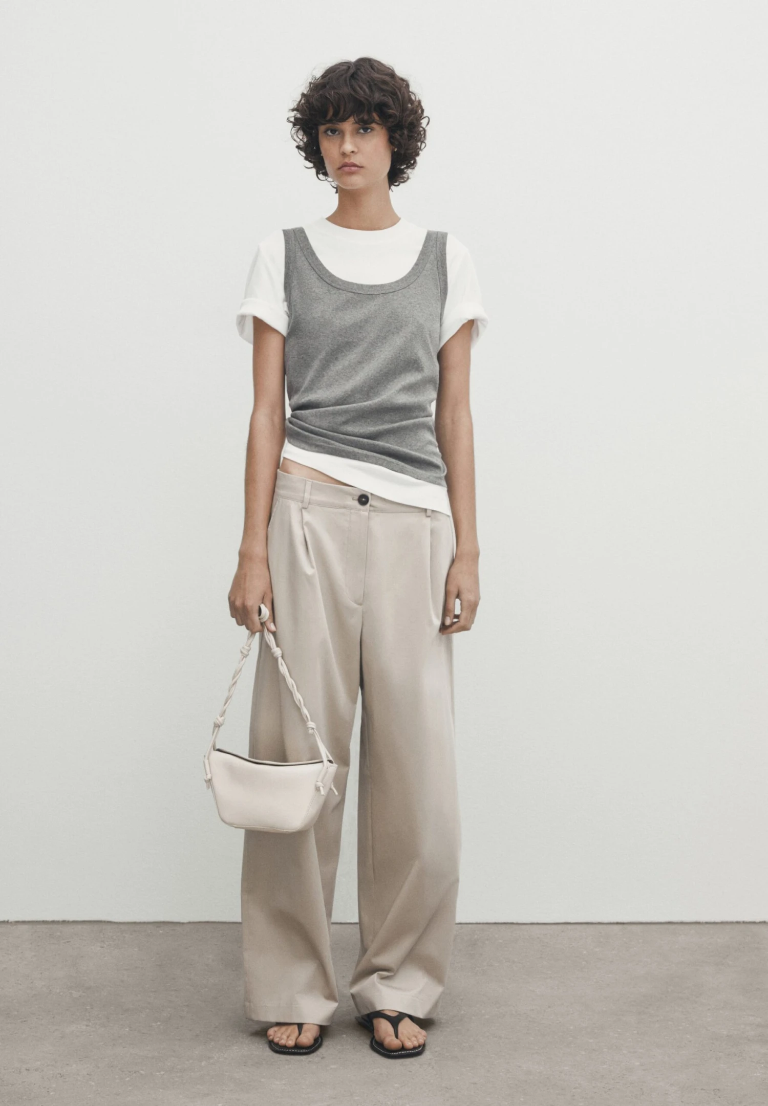 Massimo Dutti Wide-Leg Darted - Trousers 3 Massimo Dutti Wide-Leg Darted - Trousers