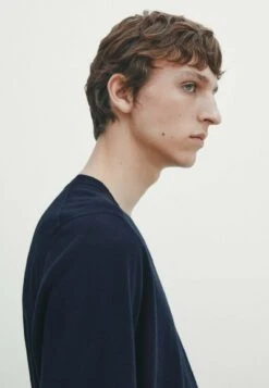 Massimo Dutti Crew Neck - Sweatshirt - Dark Blue -Massimo Dutti Shop 6aa9725c00904bf38f9035c8f5143bf7