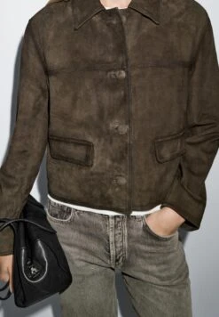 Massimo Dutti LINED BUTTONS - Leather Jacket - Mottled Dark Green -Massimo Dutti Shop 6ab8fff355644f309d31ef10e42e3341