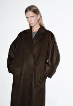 Massimo Dutti LONG DOUBLE-BREASTED - Classic Coat - Brown -Massimo Dutti Shop 6bef954a06a143f6af447f931d3a91e9