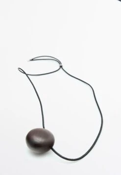 Massimo Dutti Necklace - Black -Massimo Dutti Shop 6c2df6c137e34f1a9576c3531068bc76