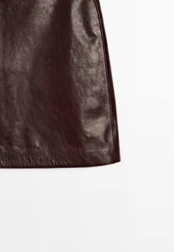 Massimo Dutti Leather Skirt - Bordeaux -Massimo Dutti Shop 6c765f00078f4e99bedca04e36c057fa
