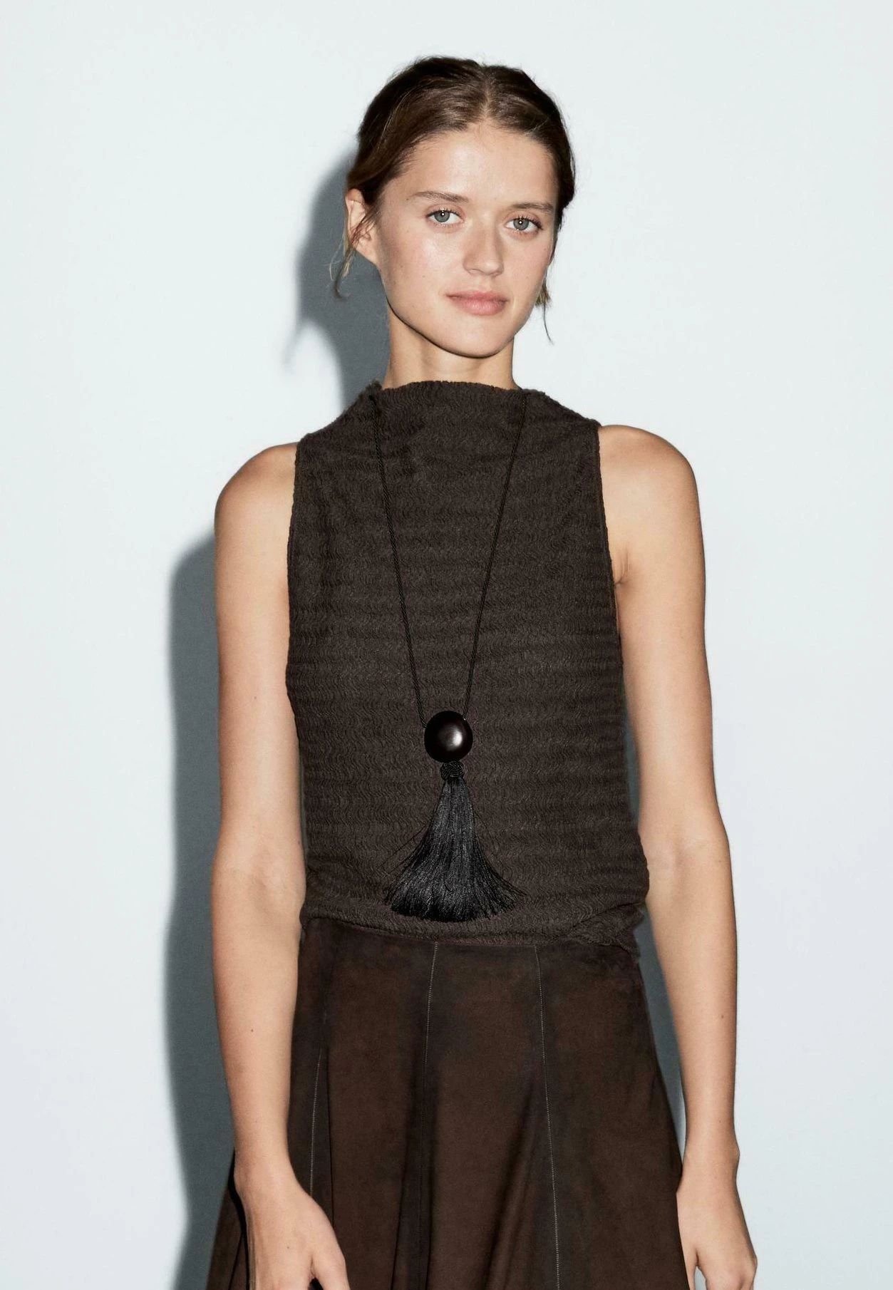 Massimo Dutti CHOCOLATE LINEAR WAFFLE-KNIT FUNNEL NECK - Top - Dark Brown 3 Massimo Dutti CHOCOLATE LINEAR WAFFLE-KNIT FUNNEL NECK - Top - Dark Brown