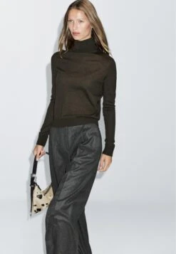 Massimo Dutti Jumper - Light Green