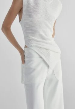 Massimo Dutti Wide Fit CroppedWith Pockets - Flared Jeans 16 Massimo Dutti Wide Fit CroppedWith Pockets - Flared Jeans -Massimo Dutti Shop 720036f10a9443ad99d65dae0a7ac7c5