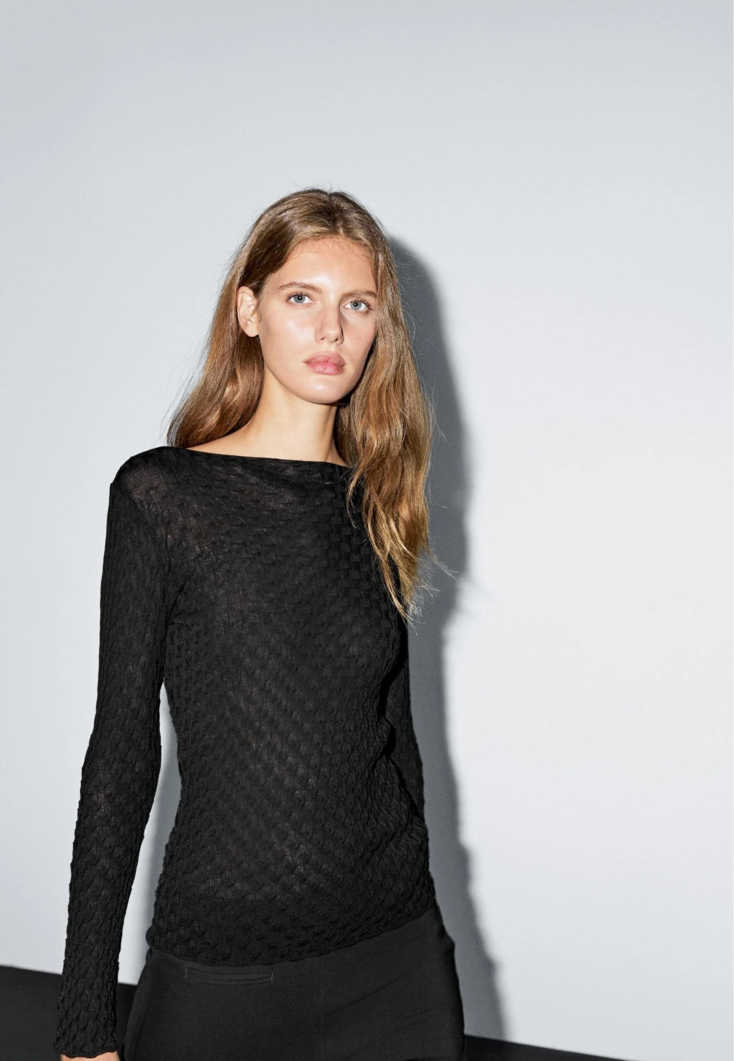 Massimo Dutti CREW NECK LONG SLEEVE TEXTURED - Long Sleeved Top - Black 7 Massimo Dutti CREW NECK LONG SLEEVE TEXTURED - Long Sleeved Top - Black - Image 5