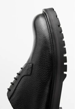 Massimo Dutti TRACK - Lace-ups - Black 16 Massimo Dutti TRACK - Lace-ups - Black -Massimo Dutti Shop 742145a7fc4b4f868277870582e2b791