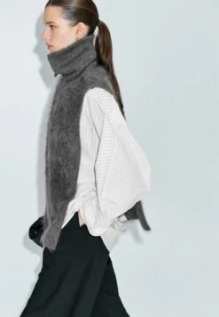 Massimo Dutti LONG ZIPPED - Cape - Grey 15 Massimo Dutti LONG ZIPPED - Cape - Grey -Massimo Dutti Shop 742dcc7ef3834bac939676d3df53c68b