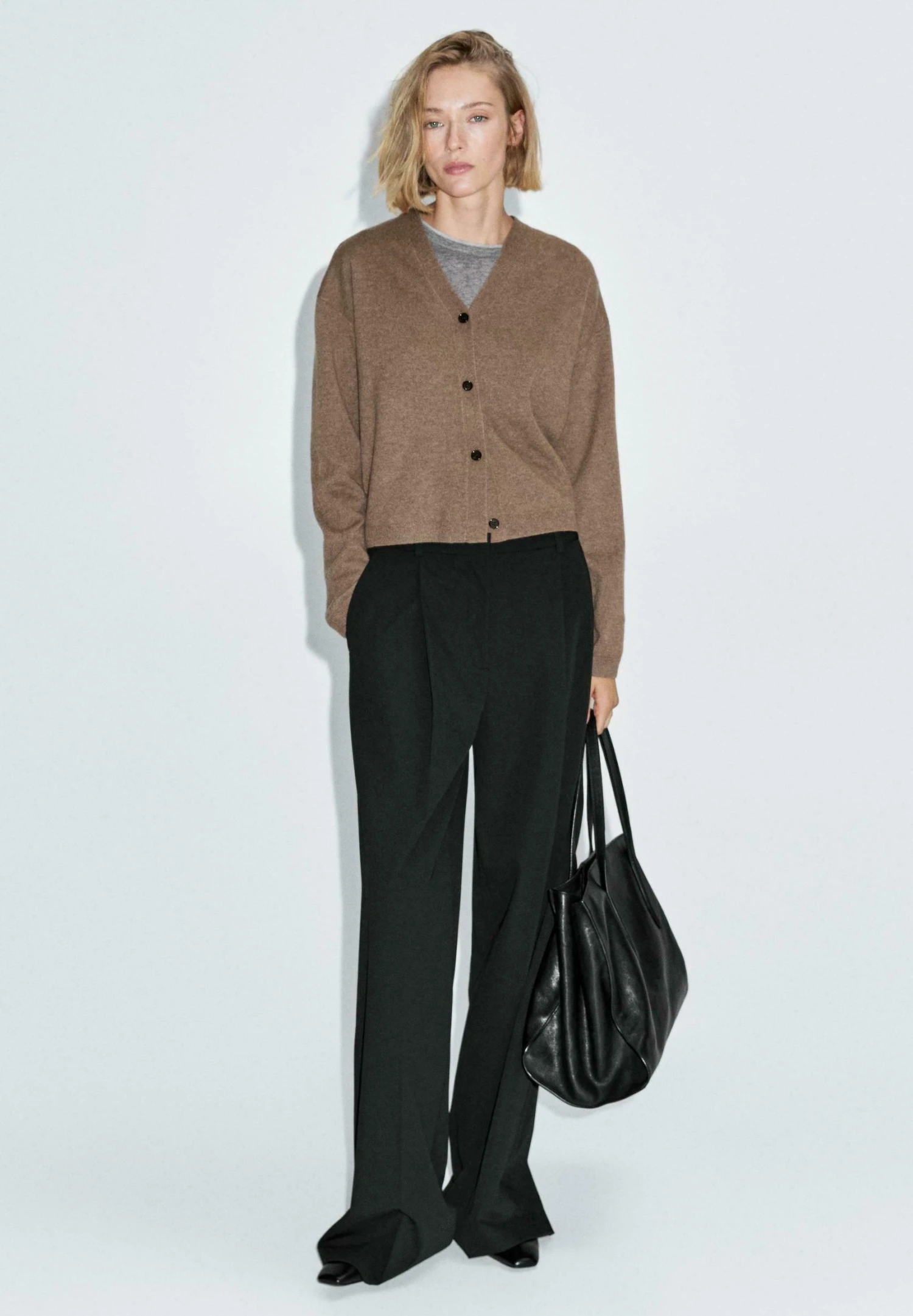 Massimo Dutti V-NECK BUTTONED KNIT - Cardigan - Brown 4 Massimo Dutti V-NECK BUTTONED KNIT - Cardigan - Brown - Image 2