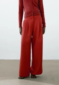 Massimo Dutti FLOWING WITH DARTS - Trousers - Red