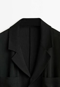 Massimo Dutti Flowing With And Tie Detail - Short Coat - Black 12 Massimo Dutti Flowing With And Tie Detail - Short Coat - Black -Massimo Dutti Shop 7497484fc3fa4d64afa3cf80f3f2cd30