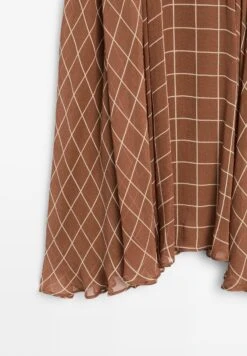 Massimo Dutti LONG FLOWING WITH CHECKED DETAIL - Maxi Skirt - Brown -Massimo Dutti Shop 749c59b11f304f7487983a92de2113c5