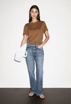 Massimo Dutti REGULAR FIT WITH COLLAR DETAIL - Basic T-shirt - Brown