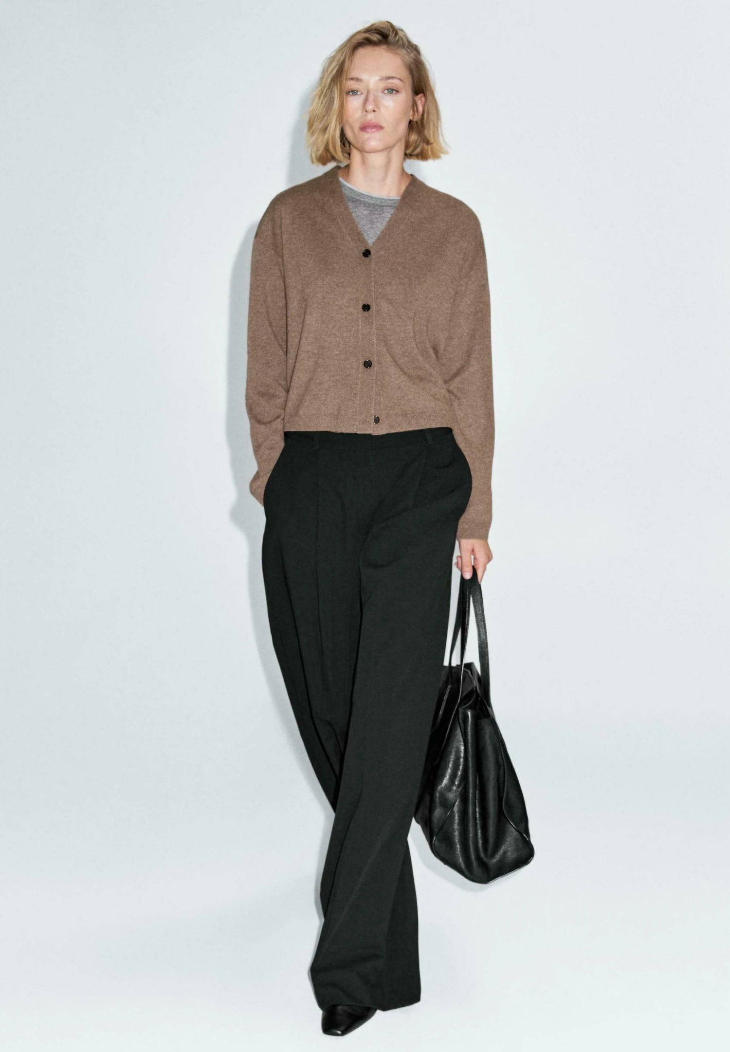 Massimo Dutti V-NECK BUTTONED KNIT - Cardigan - Brown 6 Massimo Dutti V-NECK BUTTONED KNIT - Cardigan - Brown - Image 4