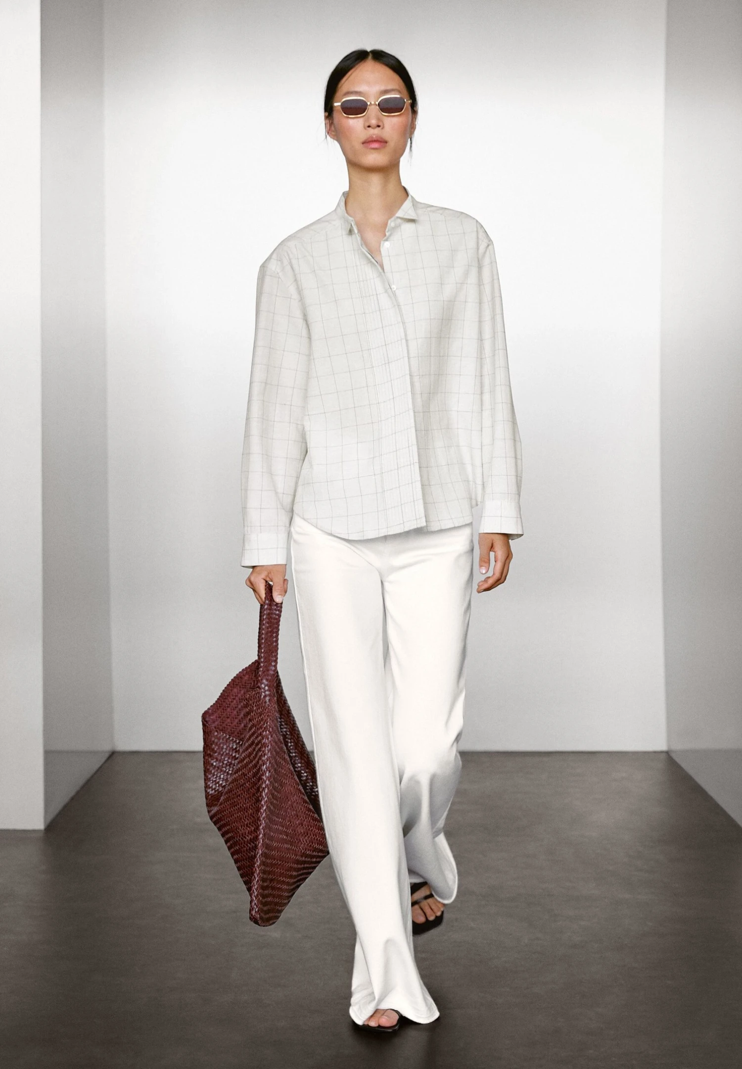 Massimo Dutti CHECK GARMENT WITH PINTUCKS - Button-down Blouse - Beige 4 Massimo Dutti CHECK GARMENT WITH PINTUCKS - Button-down Blouse - Beige - Image 2