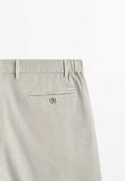 Massimo Dutti Stretch Bermuda- Shorts - Beige 19 Massimo Dutti Stretch Bermuda- Shorts - Beige -Massimo Dutti Shop 7588378060f14adb9e0475538830f00d