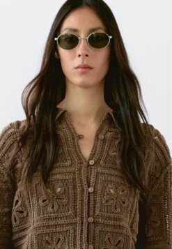 Massimo Dutti CROCHET KNIT WITH BUTTONS - Light Jacket - Dark Brown 14 Massimo Dutti CROCHET KNIT WITH BUTTONS - Light Jacket - Dark Brown -Massimo Dutti Shop 75bc73e004044fd9bdead9b1e45148ff
