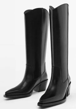 Massimo Dutti Boots - Black -Massimo Dutti Shop 760e673b5588424bbf755ff4bb1f8f3c