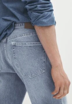 Massimo Dutti Bleached - Slim Fit Jeans - Blue 17 Massimo Dutti Bleached - Slim Fit Jeans - Blue -Massimo Dutti Shop 775b110efb464e67a642c31b01fe1c9e