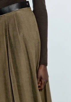 Massimo Dutti MIDI WITH WAIST DETAIL - Pleated Skirt - Light Brown -Massimo Dutti Shop 77c2a072dfb244e5aa63754b9f7002d9