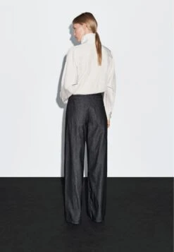 Massimo Dutti WIDE LEG - Straight Leg Jeans - Mottled Dark Blue -Massimo Dutti Shop 7851e451e4d240a590d5391e1f764df0