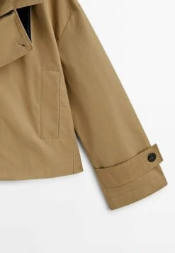 Massimo Dutti Cropped With Contrast Detail - Summer Jacket 19 Massimo Dutti Cropped With Contrast Detail - Summer Jacket -Massimo Dutti Shop 794d702aefc04f1aa5253b598cc069f1