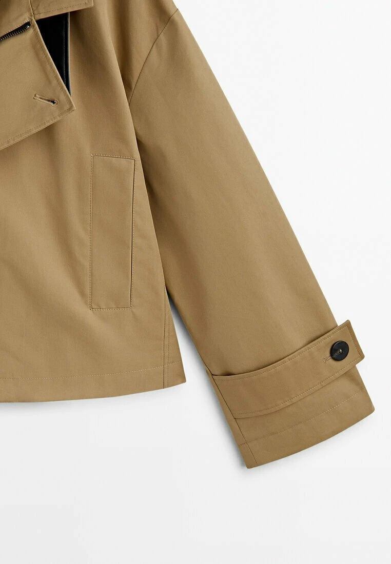 Massimo Dutti Cropped With Contrast Detail - Summer Jacket 10 Massimo Dutti Cropped With Contrast Detail - Summer Jacket - Image 8