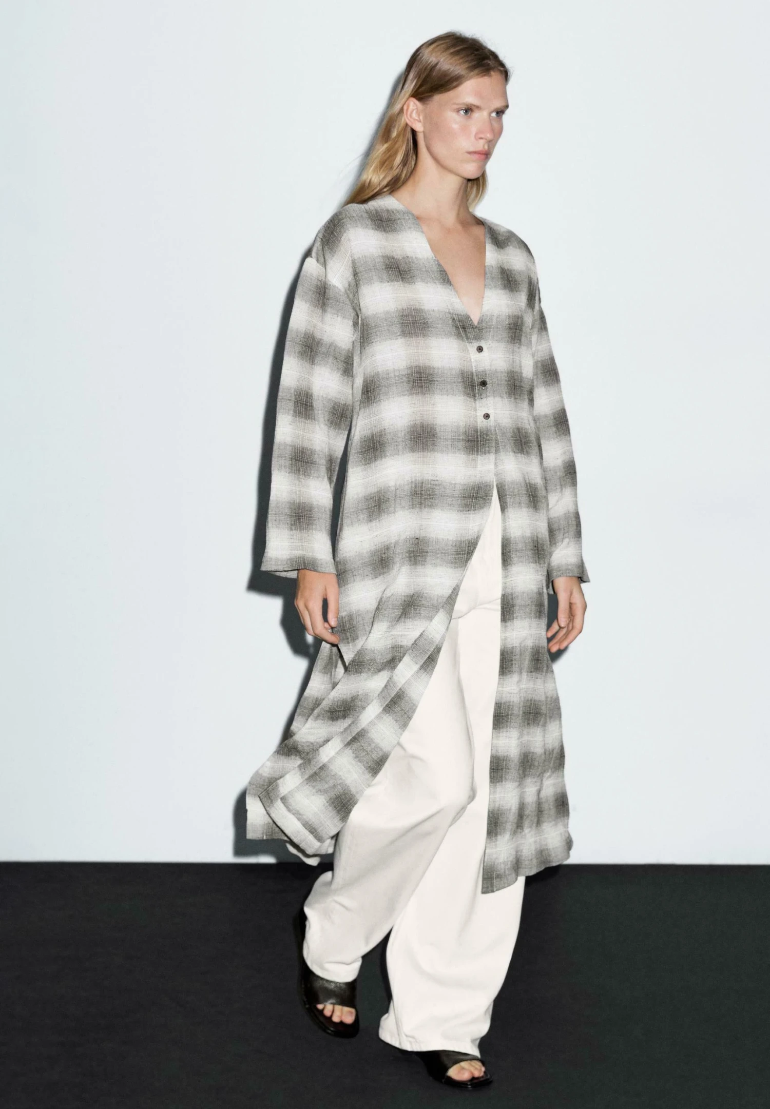 Massimo Dutti LONG CHECK TUNIC DRESS - Shirt Dress - Grey 7 Massimo Dutti LONG CHECK TUNIC DRESS - Shirt Dress - Grey - Image 5