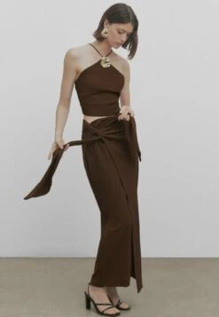 Massimo Dutti Studio -Textured- Wrap Skirt - Brown -Massimo Dutti Shop 79c089d880804af781c137f17a0a73b9