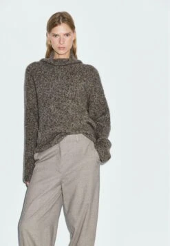 Massimo Dutti SAROUEL WITH BUCKLE DETAIL - Trousers - Light Brown 15 Massimo Dutti SAROUEL WITH BUCKLE DETAIL - Trousers - Light Brown -Massimo Dutti Shop 79f5d881b02546e28cf14adf8eab42cc