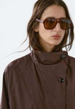 Massimo Dutti OVERSIZE FLOWING IN WATER-REPELLENT FABRIC - Trenchcoat - BROWN -Massimo Dutti Shop 7a2abc98e2a241418761a59ffb854fe8