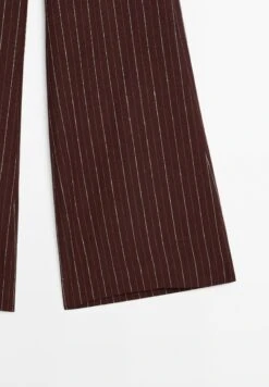 Massimo Dutti HIGH-WAIST WIDE-LEG - Trousers - Bordeaux 23 Massimo Dutti HIGH-WAIST WIDE-LEG - Trousers - Bordeaux -Massimo Dutti Shop 7a8c83e6a109466ab06e9ada0b99e535
