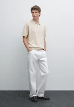 Massimo Dutti POLO COLLAR WITH ZIP - Polo Shirt - Beige 13 Massimo Dutti POLO COLLAR WITH ZIP - Polo Shirt - Beige -Massimo Dutti Shop 7afe245dc49640918fa68c20d5ea9cda