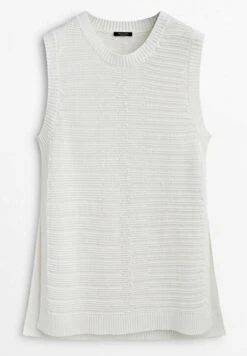Massimo Dutti Textured With Vents - Top - White -Massimo Dutti Shop 7b1c1711bb564eba8a4b4da8048b8fcd