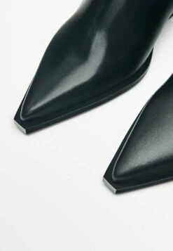 Massimo Dutti Ankle Boots - Black -Massimo Dutti Shop 7bb1c6060b1b473db0cf0474cb89f958