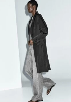 Massimo Dutti LONG WATER-REPELLENT WITH INNER WAISTCOAT - Trenchcoat - Black 15 Massimo Dutti LONG WATER-REPELLENT WITH INNER WAISTCOAT - Trenchcoat - Black -Massimo Dutti Shop 7c64d66e4fe543b8b9b625ac46bf43bd