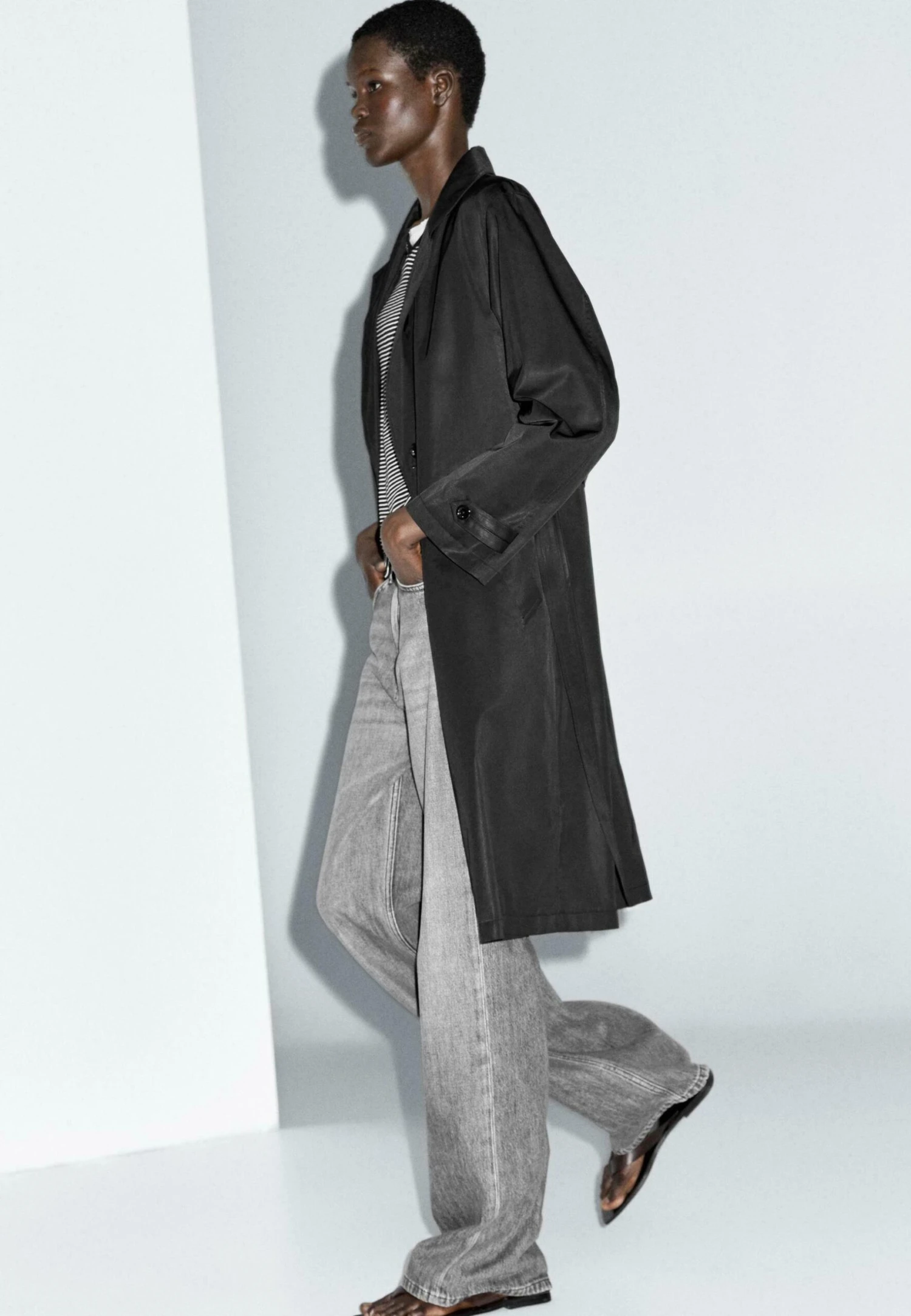 Massimo Dutti LONG WATER-REPELLENT WITH INNER WAISTCOAT - Trenchcoat - Black 7 Massimo Dutti LONG WATER-REPELLENT WITH INNER WAISTCOAT - Trenchcoat - Black - Image 5